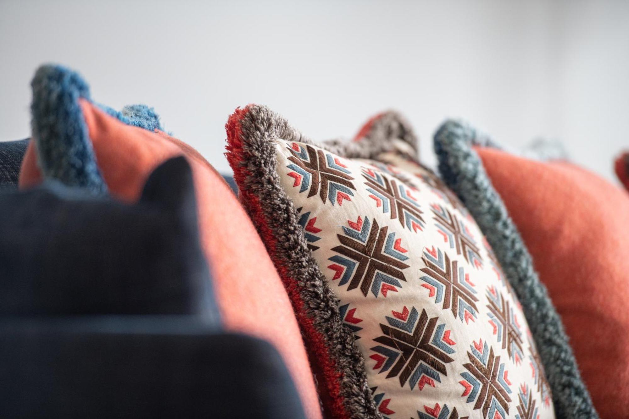 Harbour Hotel & Spa Southampton Pokoj fotografie A collection of cushions
