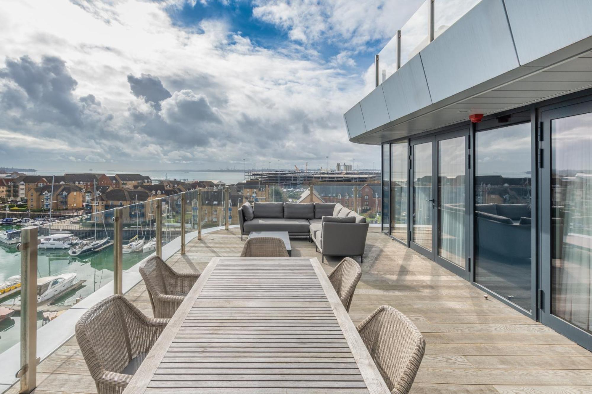 Harbour Hotel & Spa Southampton Pokoj fotografie The rooftop terrace